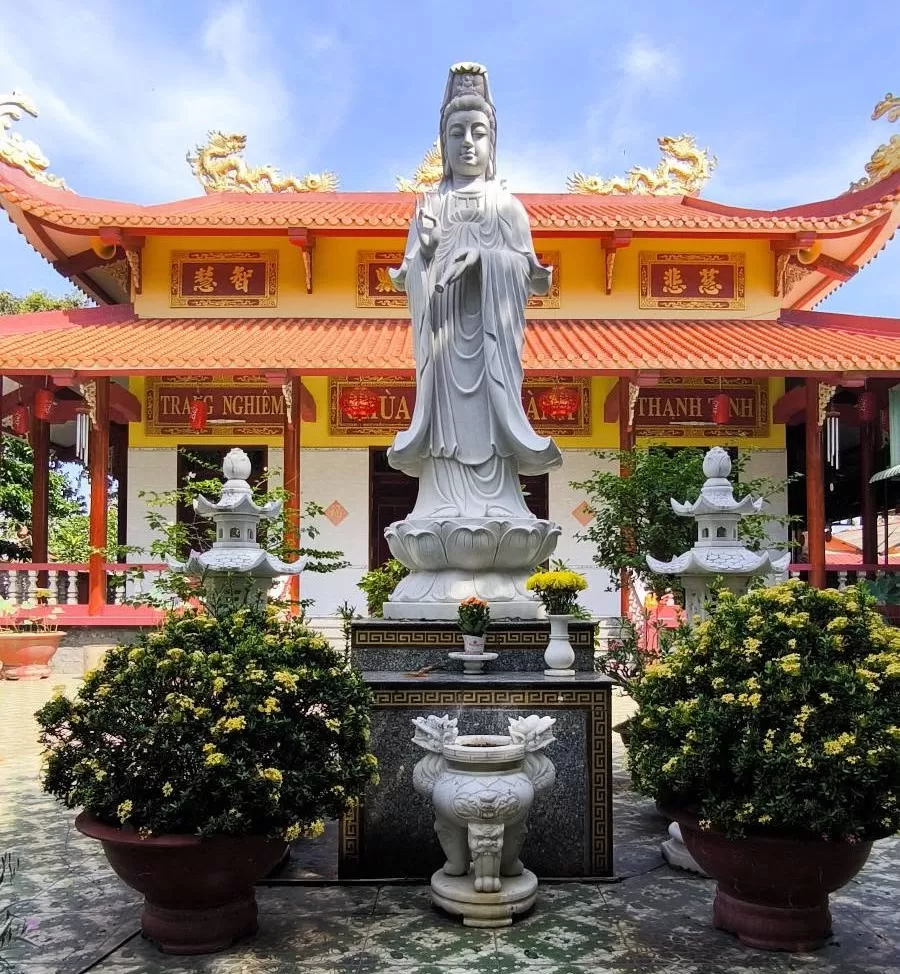 Chùa Long Thànhxã Đức Hòa - Tây Ninh