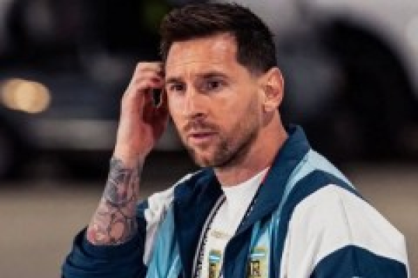 Huyền thoại David Beckham nói gì về Messi?