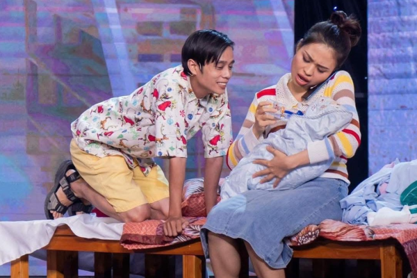 LÊ LỘC - TUẤN DŨNG CHÀO ĐÓN CON GÁI ĐẦU LÒNG